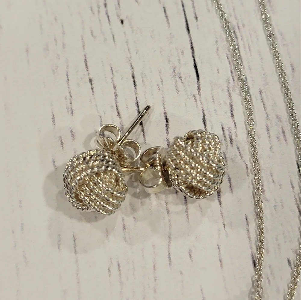 Tiffany Twist Knot Earrings and Necklace Set - Picture 4 of 4